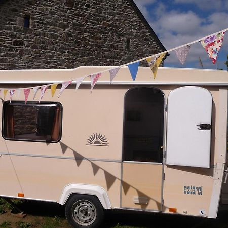 Bretagne Chambre D'Hotes Suite 53M2 Et Caravane Vintage Avec Cuisine Et Salle De Bains Privees Brittany B&B 53M2 Suite And Vintage Caravan Glamping With Private Kitchen And Bathroom Pleumeur-Gautier Ngoại thất bức ảnh