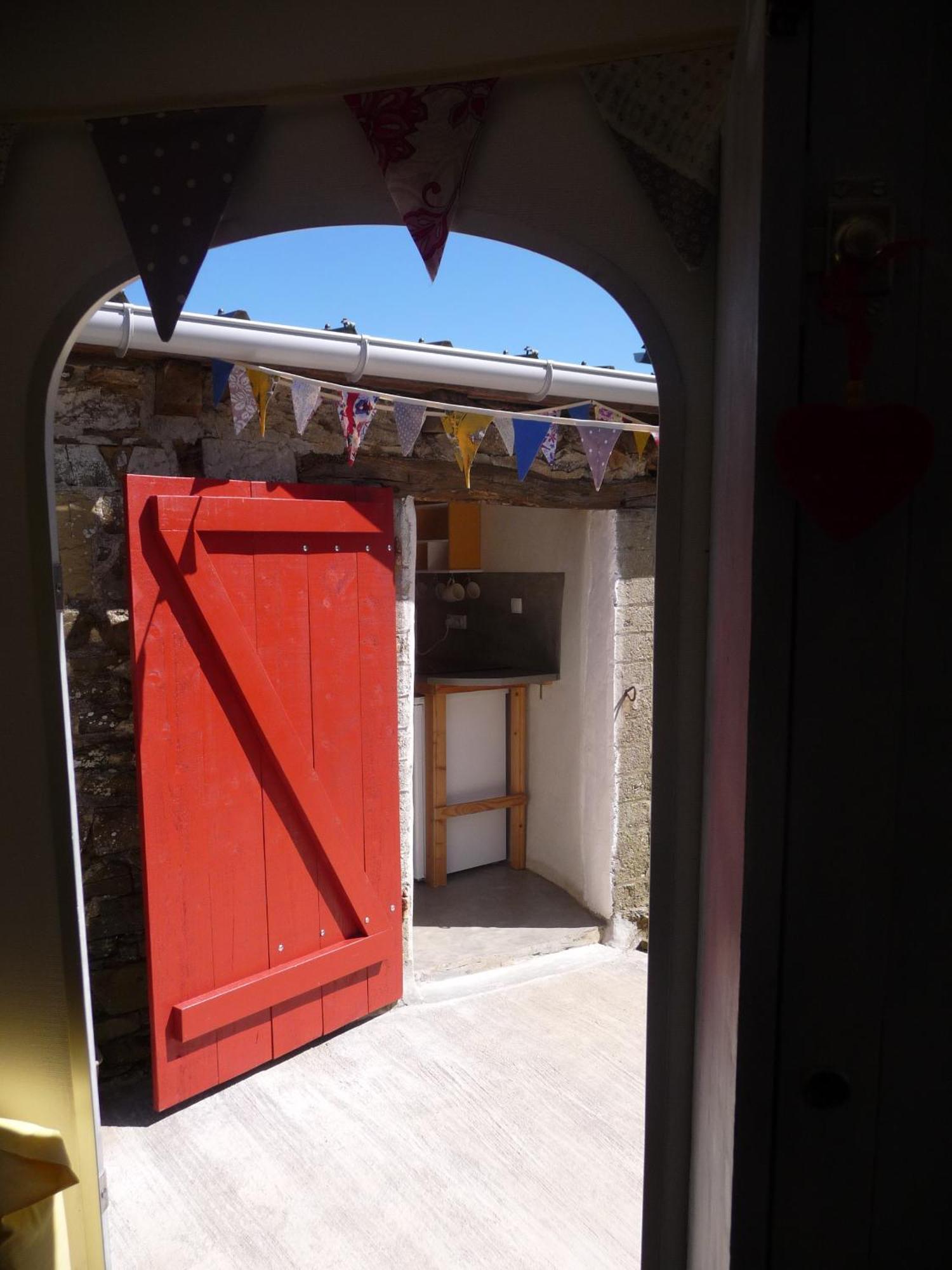 Bretagne Chambre D'Hotes Suite 53M2 Et Caravane Vintage Avec Cuisine Et Salle De Bains Privees Brittany B&B 53M2 Suite And Vintage Caravan Glamping With Private Kitchen And Bathroom Pleumeur-Gautier Ngoại thất bức ảnh